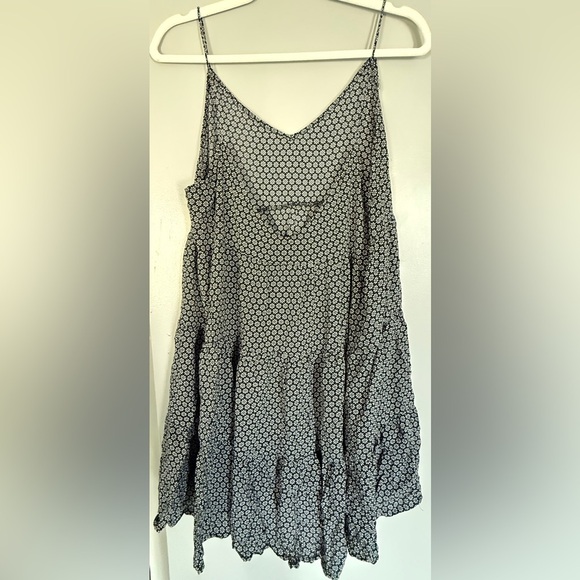 H&M Black Sleeveless Maxi Sundress - Picture 4 of 4